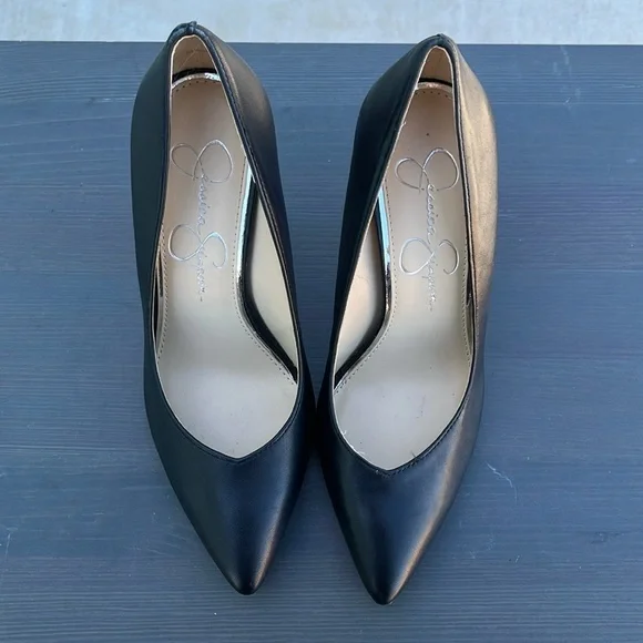 Jessica Simpson Stiletto Pumps - Picture 1 of 7